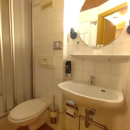 Smart-inn 3* إرلانجن